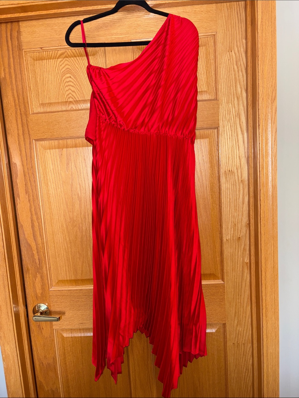 Red One-Shoulder Pleated Midi Dress